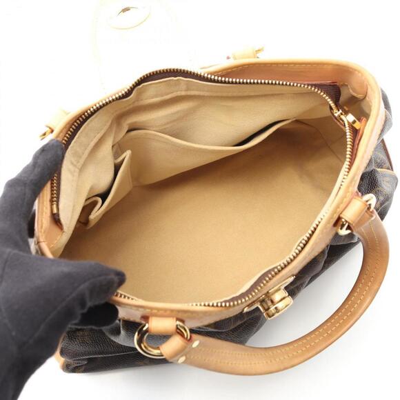 LOUIS VUITTON Brown Monogram Leather Bag - Picture 4 of 11